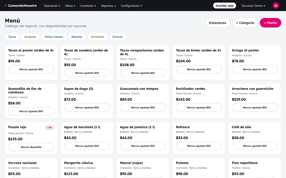 Menú en el panel de ComandaMaestra con categorías, precios y botón para marcar agotado